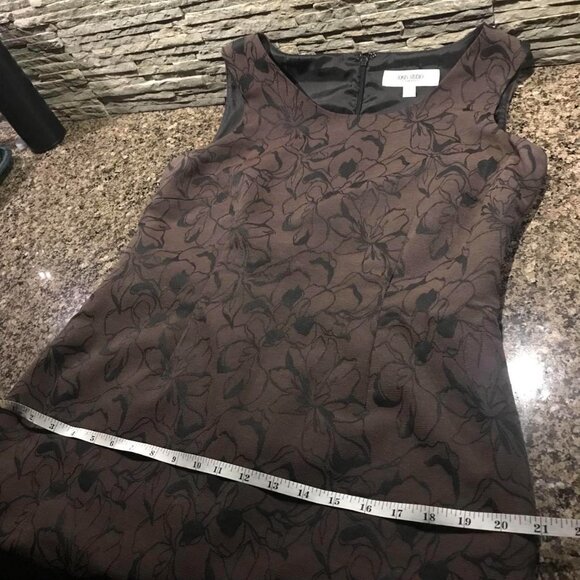 Cute Jones Studio Sleeveless Sheath dress. Brown with Black Floral Pattern - Picture 14 of 14
